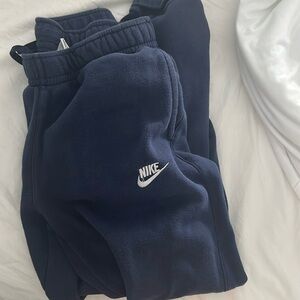 navy blue nike sweats